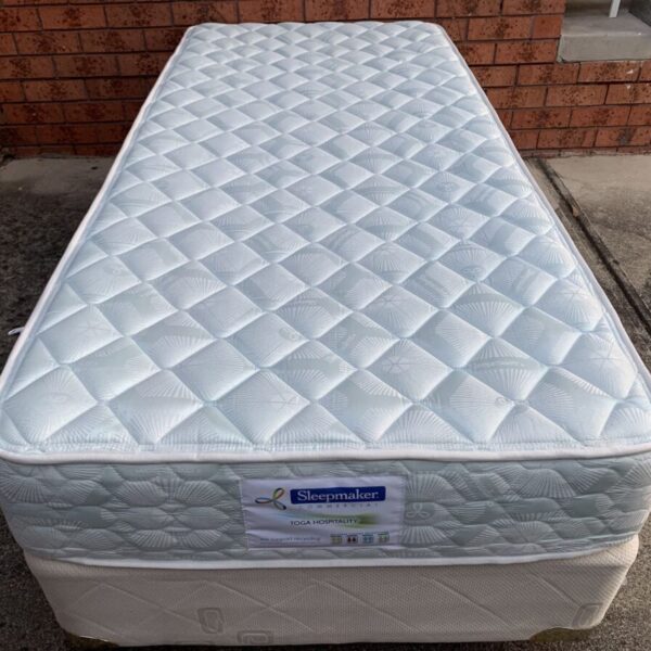 Excellent condition king size bed (Sleep Maker Brand mattress) for sale